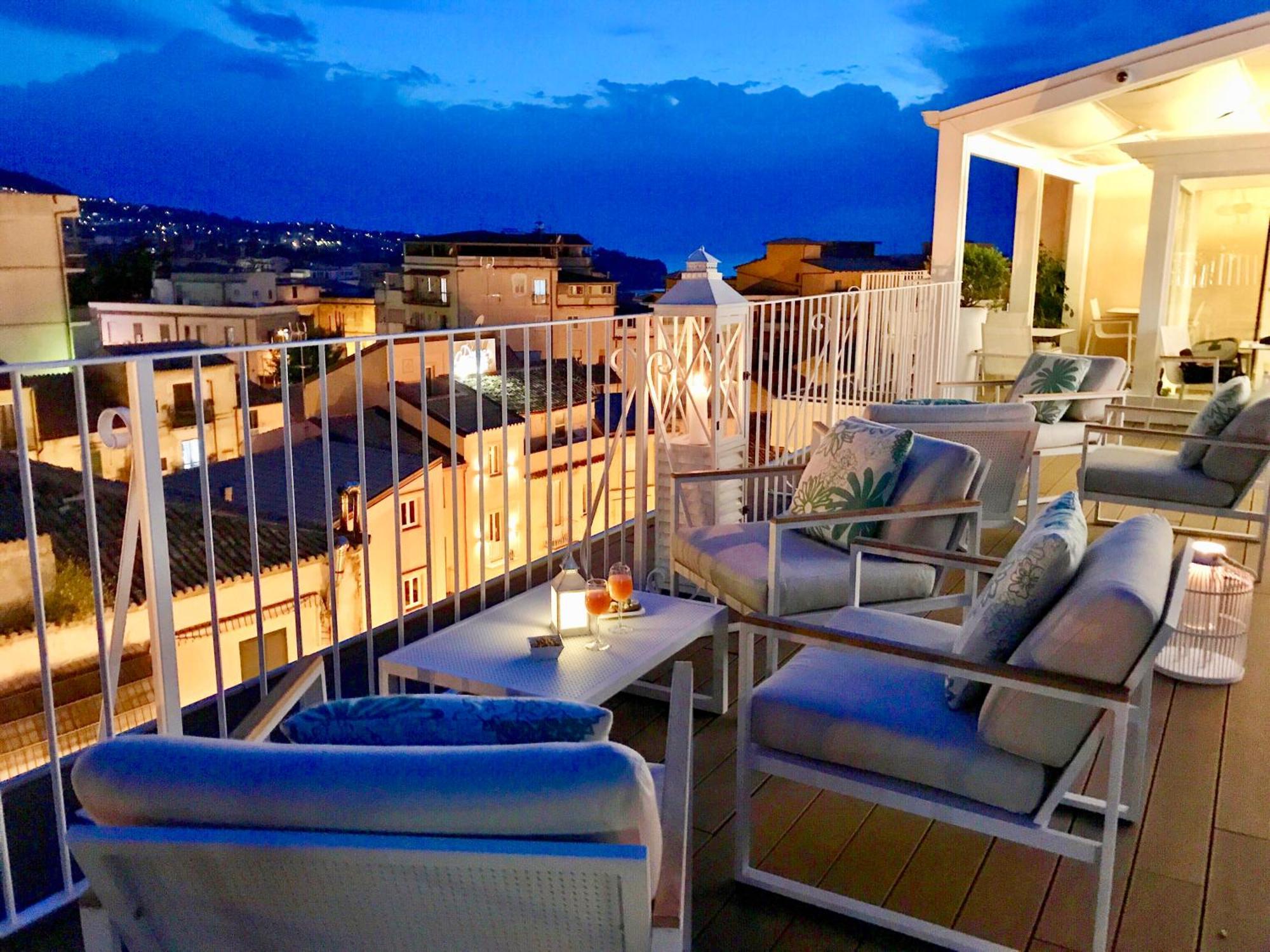 Townhouse Tropea Panzió Kültér fotó