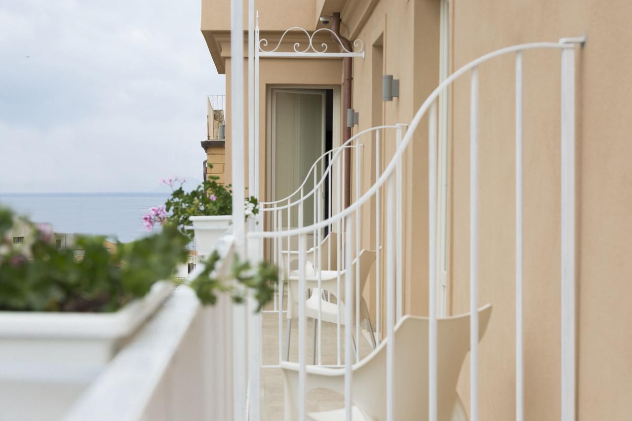 Townhouse Tropea Panzió Kültér fotó