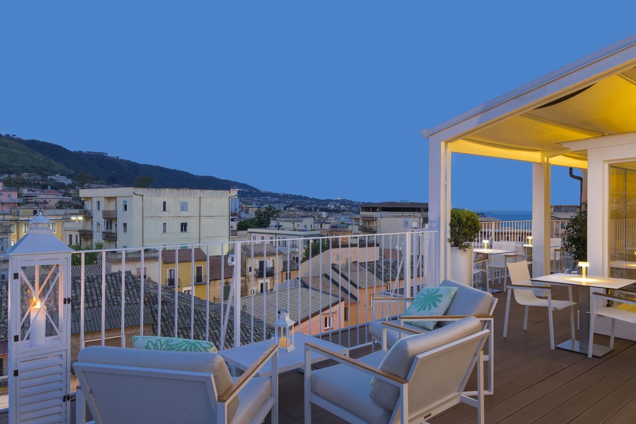 Townhouse Tropea Panzió Kültér fotó